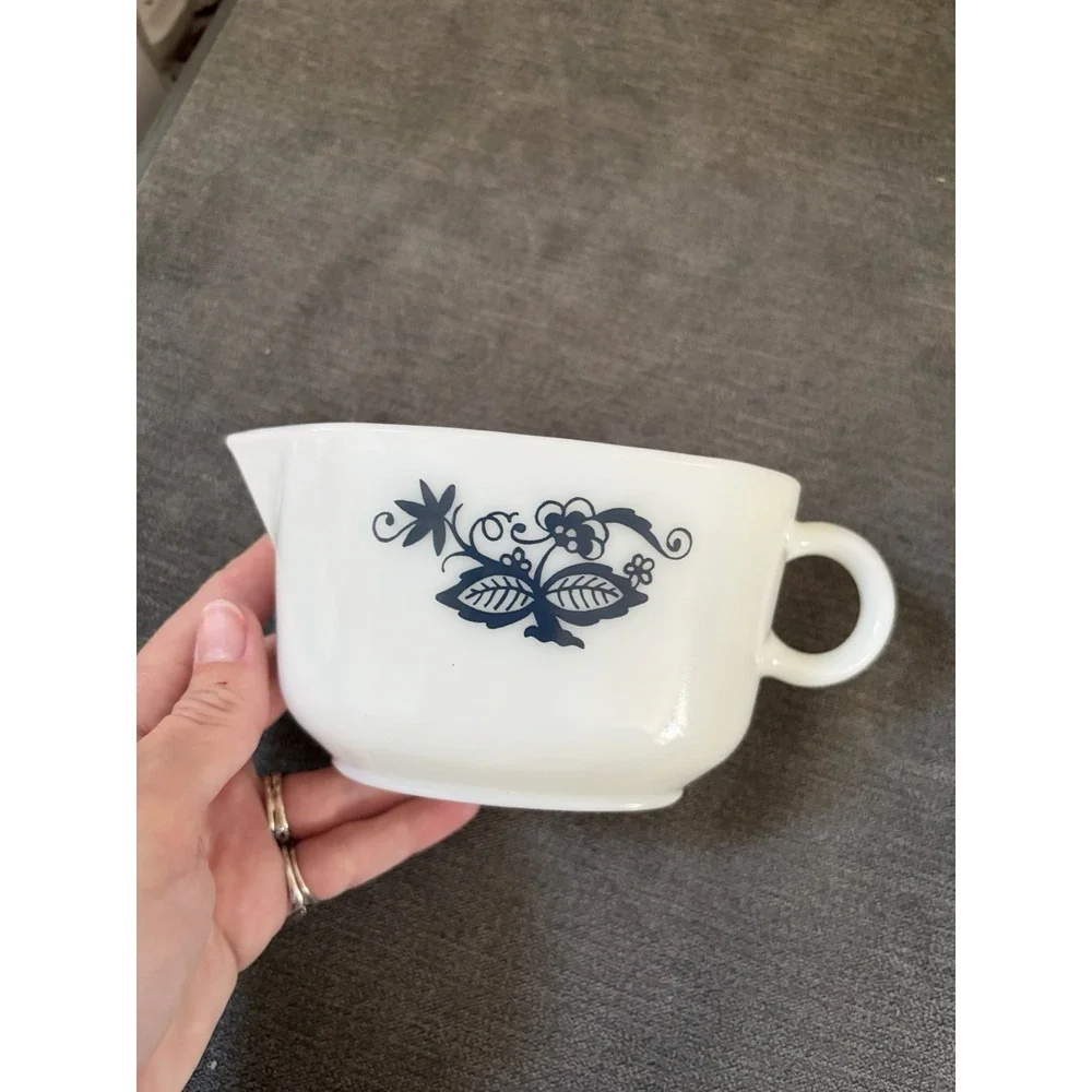 Vintage PYREX 